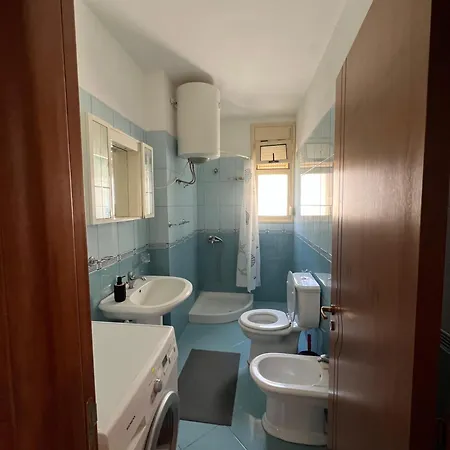Apartaments-lungomare *