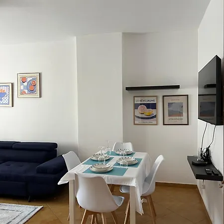 Lejlighed Apartaments-lungomare